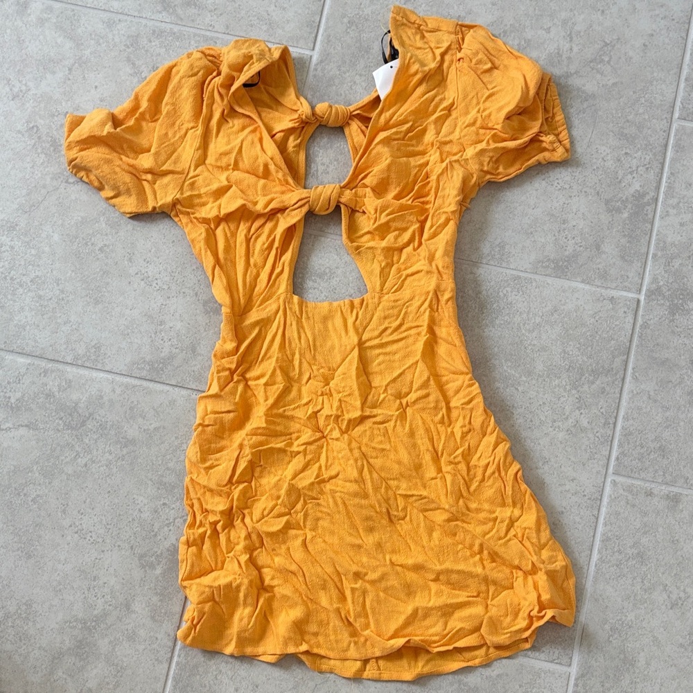 Forever 21 Yellow Puff Sleeve Bodycon Maxi Dress